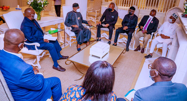 You are currently viewing Buhari Holds Bilateral Meeting With AfREXIM Bank President