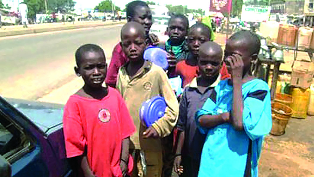 You are currently viewing NGO gives indigent pupils scholarship to reduce out-of-school children