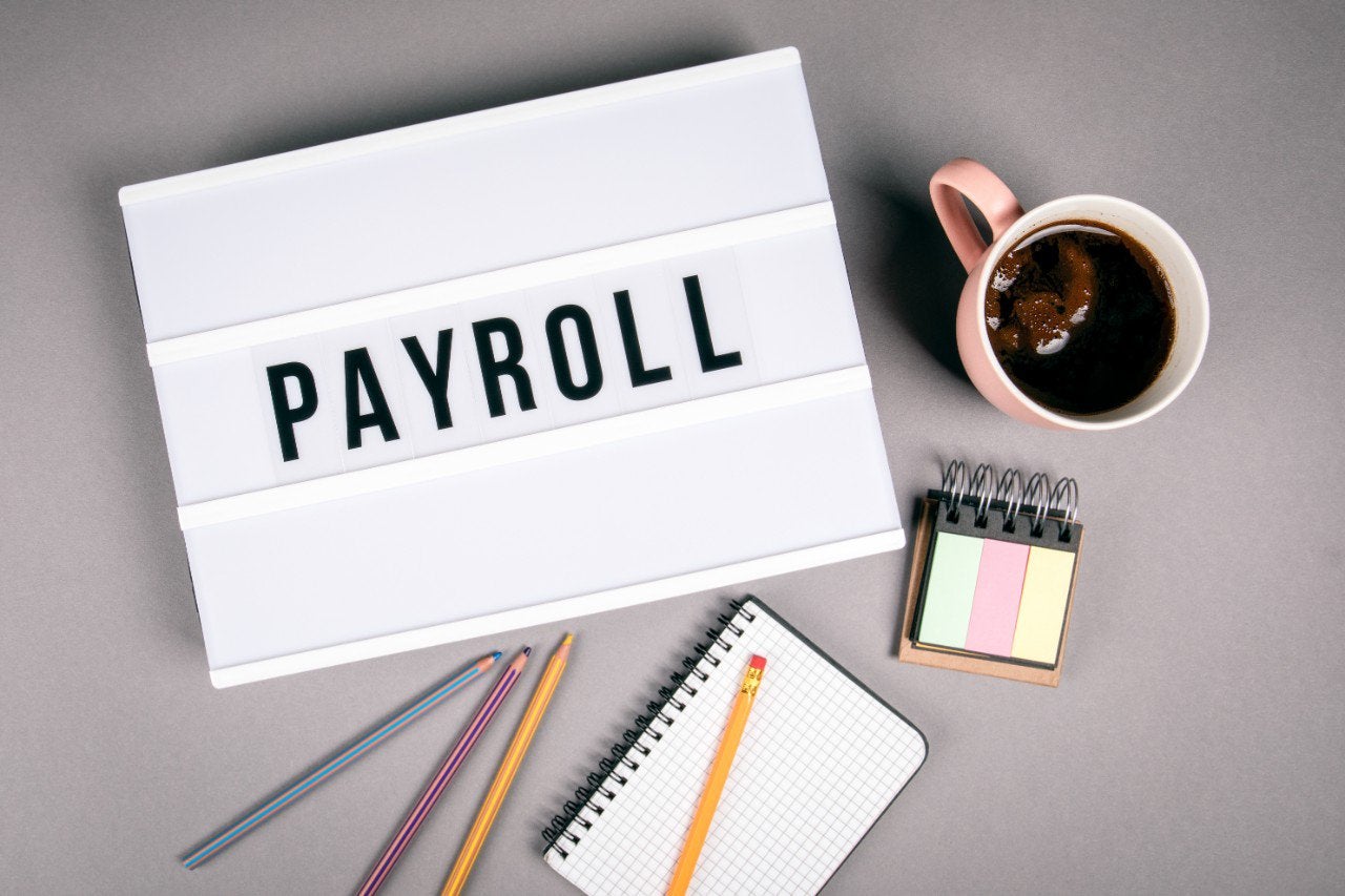 You are currently viewing 6 best payroll options for small business owners.
