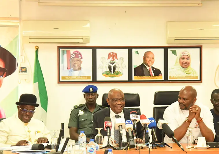 You are currently viewing Wike holds emergency meeting over insecurity in Abuja