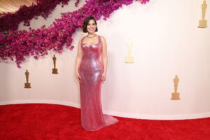 Read more about the article Barbie Chic at Oscars: Margot Robbie, America Ferrera, and Greta Gerwig Shine