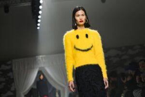 Read more about the article Adrian Appiolaza Breathes New Life into Moschino with Debut Collection