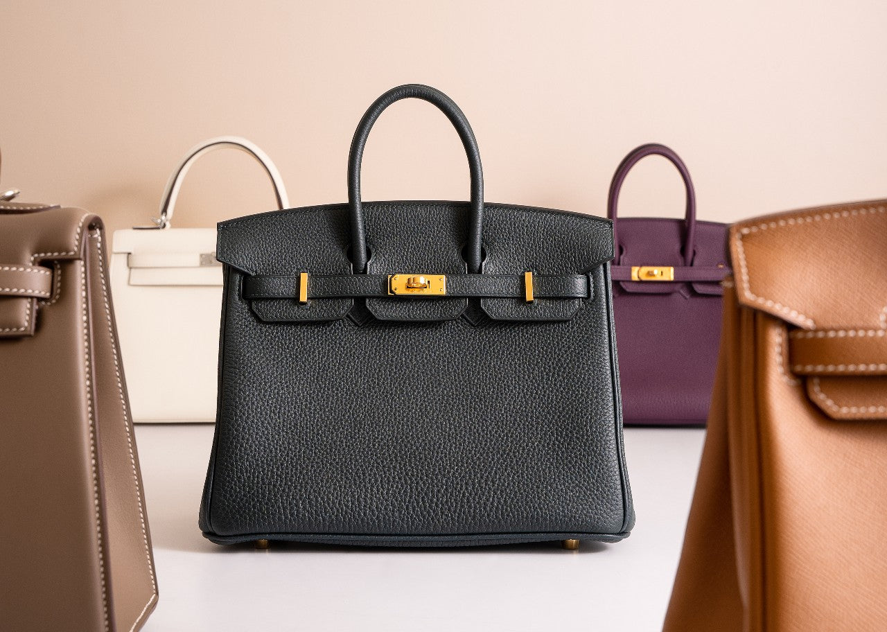 You are currently viewing Legal Challenge Targets Hermès’ Exclusive Sales Strategy for Birkin Bags