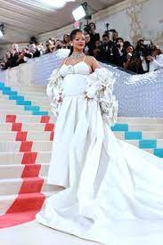 Read more about the article 2024 Met Gala Unveiled: Theme, Hosts, and Exclusive Details