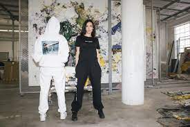 You are currently viewing Mr Chow Unveils Debut Fashion Line: Where Culinary Expertise Meets Style